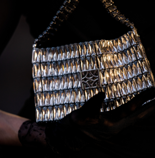 Crystal Noir – Black Crystal Clutch